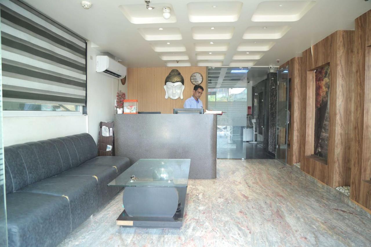Leeway Hotel New Delhi Extérieur photo