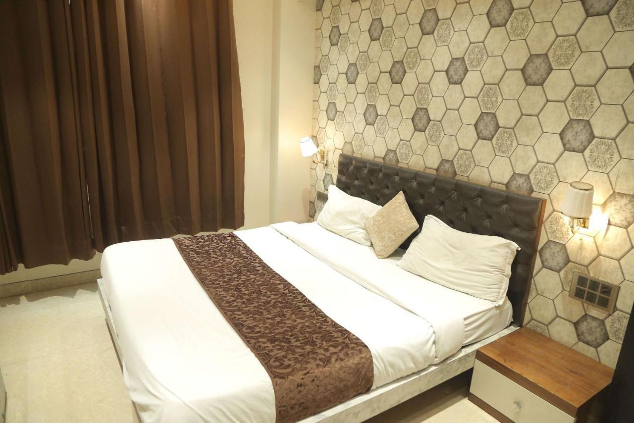 Leeway Hotel New Delhi Extérieur photo